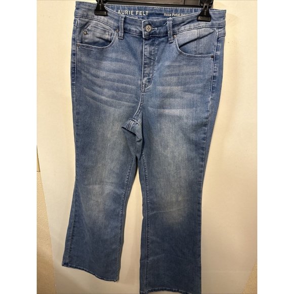Laurie Felt Rose Petal Denim Relaxed Jeans Medium 10 Bell Bottom - Picture 1 of 15